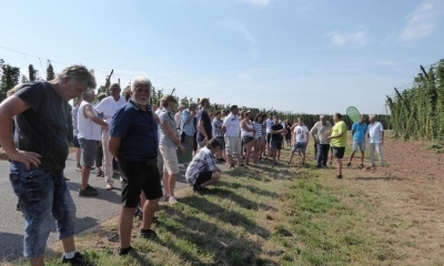 Seminář „Vodní eroze na chmelnicích a ukázka jejího měření polním simulátorem deště“ dne 9.8.2018